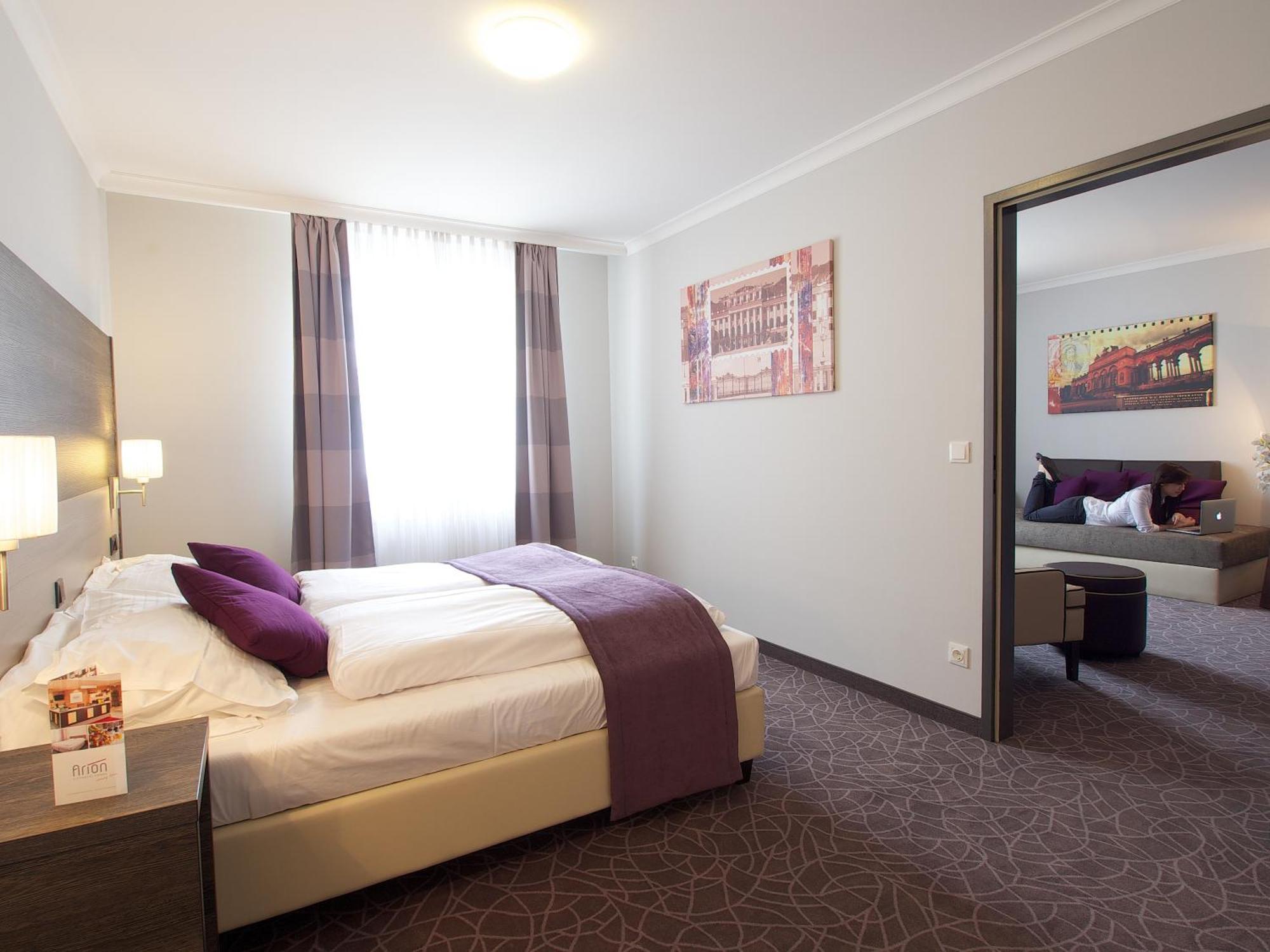 24Hours Apartment Hotel Vienna Exterior photo